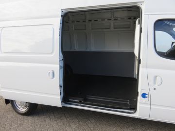 Maxus EV80